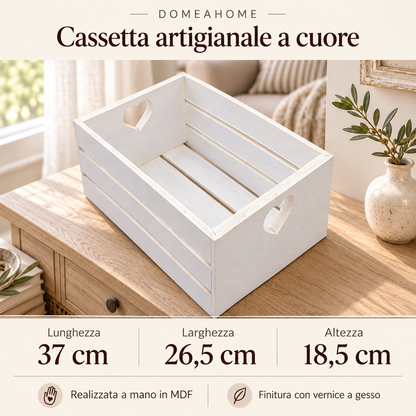 Cassetta a cuore: misure 37 x 26,5 x 18,5 cm, MDF e vernice a gesso