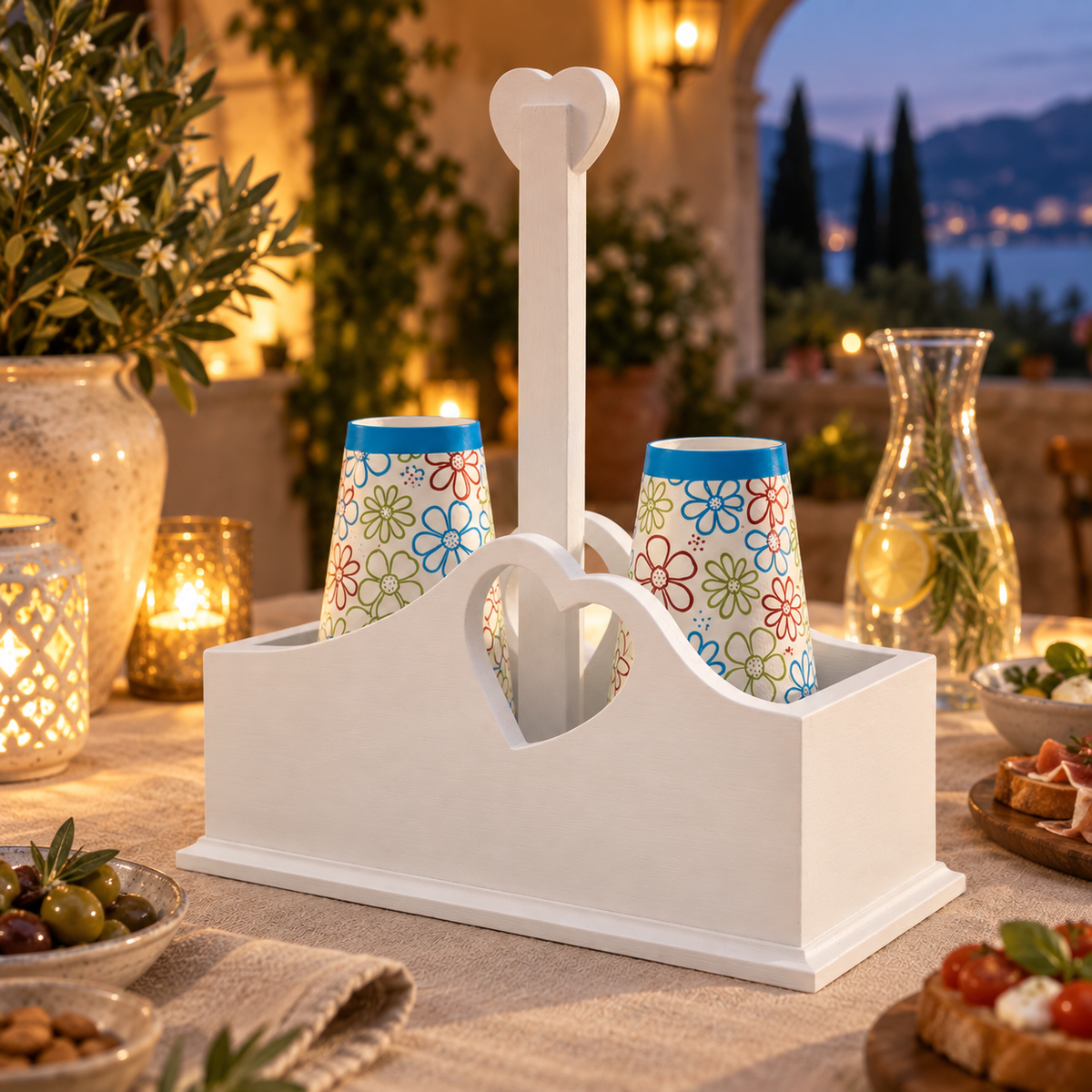 Porta bicchieri artigianale ambientato per aperitivo