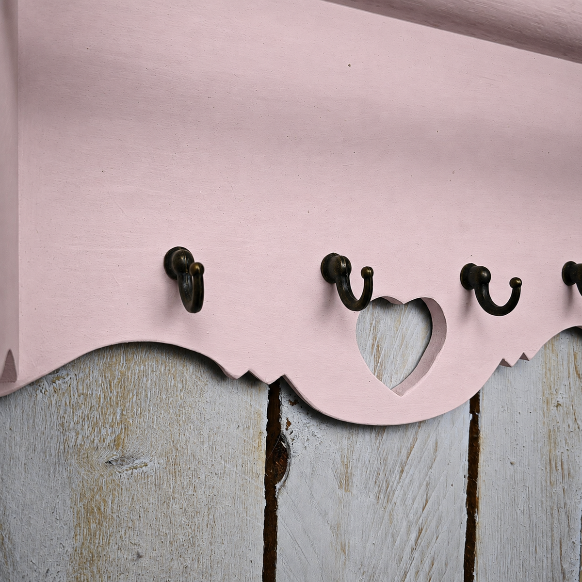 Portarotolo e portaspezie artigianale Domeahome con ganci colore Rosa Confetto - dettaglio ganci