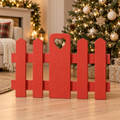 Pannello singolo rosso per staccionata in legno sotto l'albero di Natale