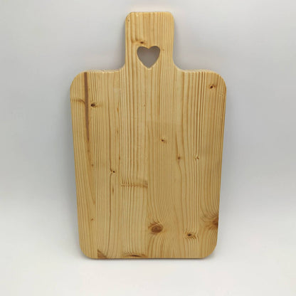 Tagliere in legno Artigianale con Intarsio a Cuore